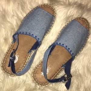 Espadrille sandals